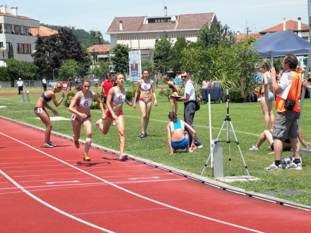 quartocambio4x400trafrancescagrossiealicenizzolo.jpg