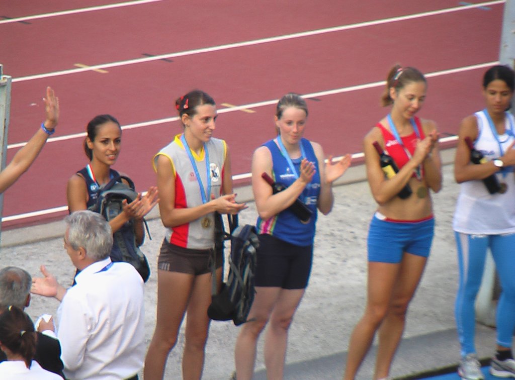 elenavanessasalvettiallapremiazione11.jpg