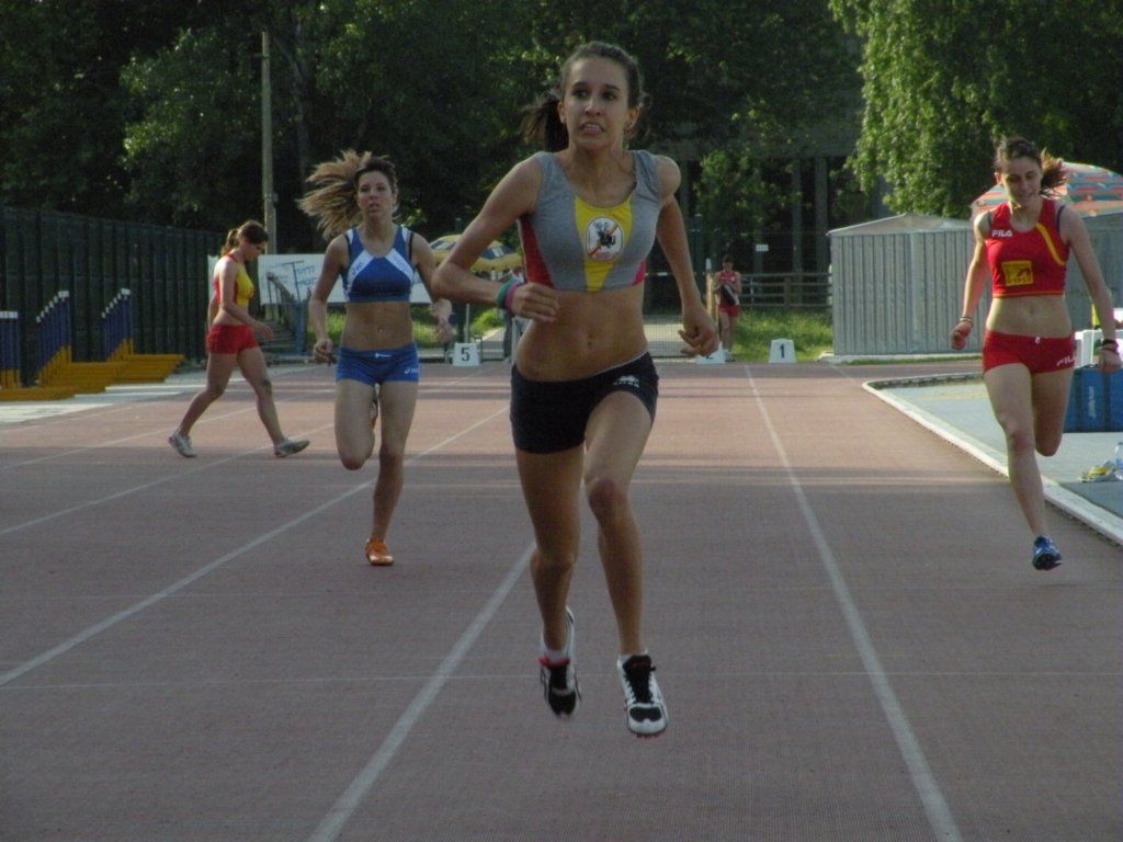 nicolettapiazziarrivo400.jpg